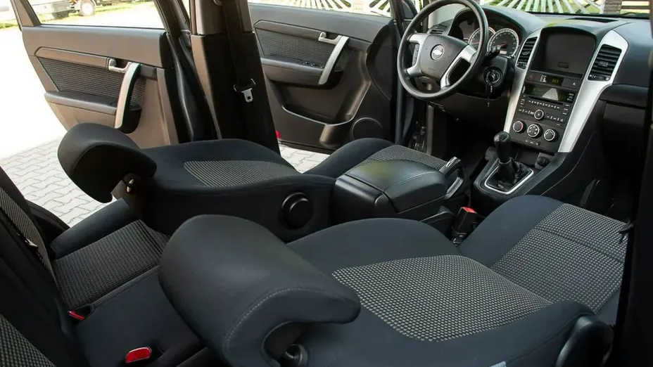 CHEVROLET Captiva -