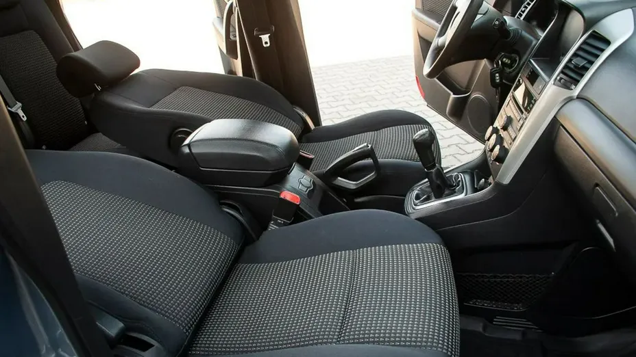CHEVROLET Captiva -