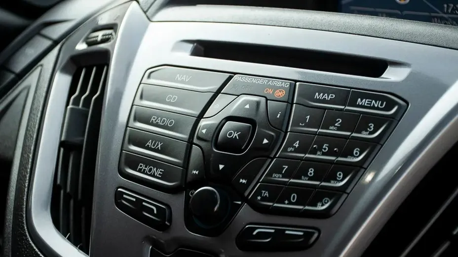 FORD Tourneo Custom -