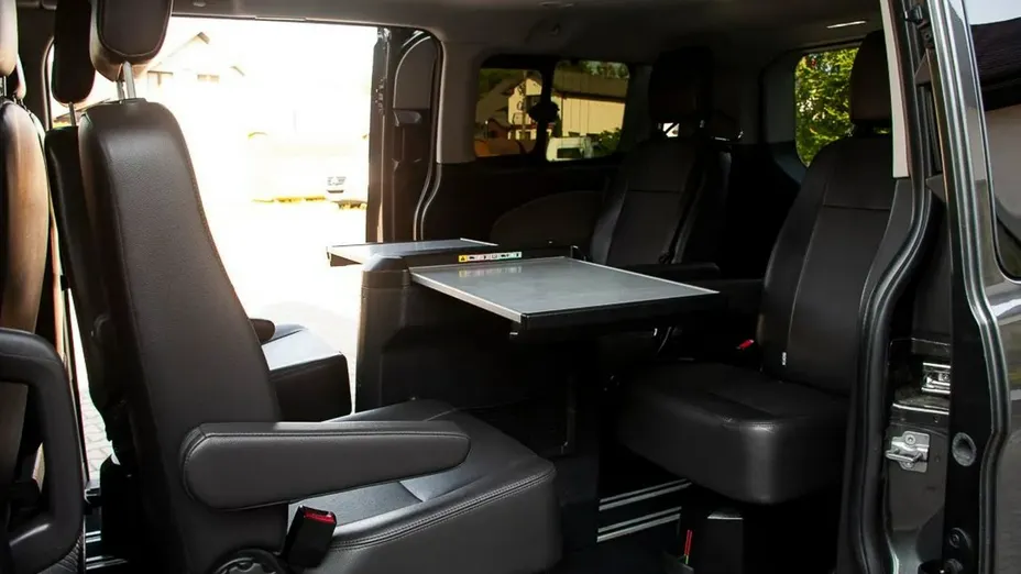 FORD Tourneo Custom -