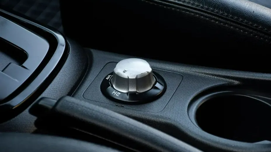 ISUZU D-Max -