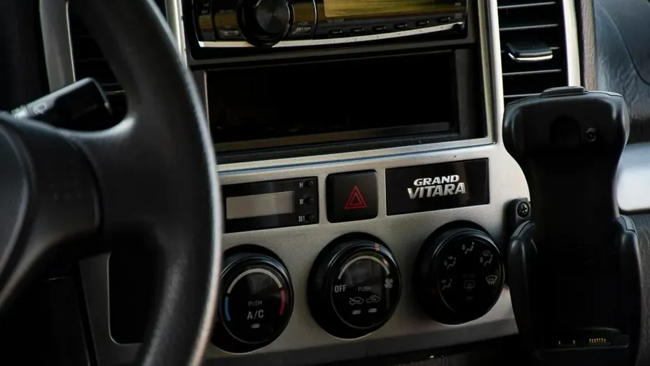 SUZUKI Grand Vitara -