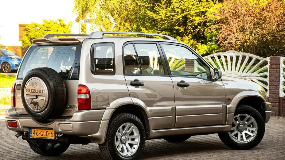 SUZUKI Grand Vitara -