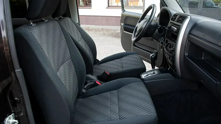 SUZUKI Jimny -