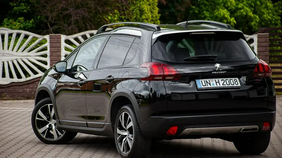 PEUGEOT 2008 -