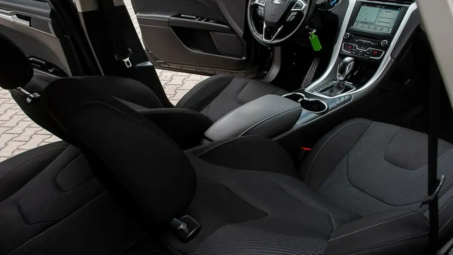 FORD Mondeo -