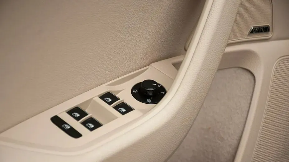 SKODA Superb -