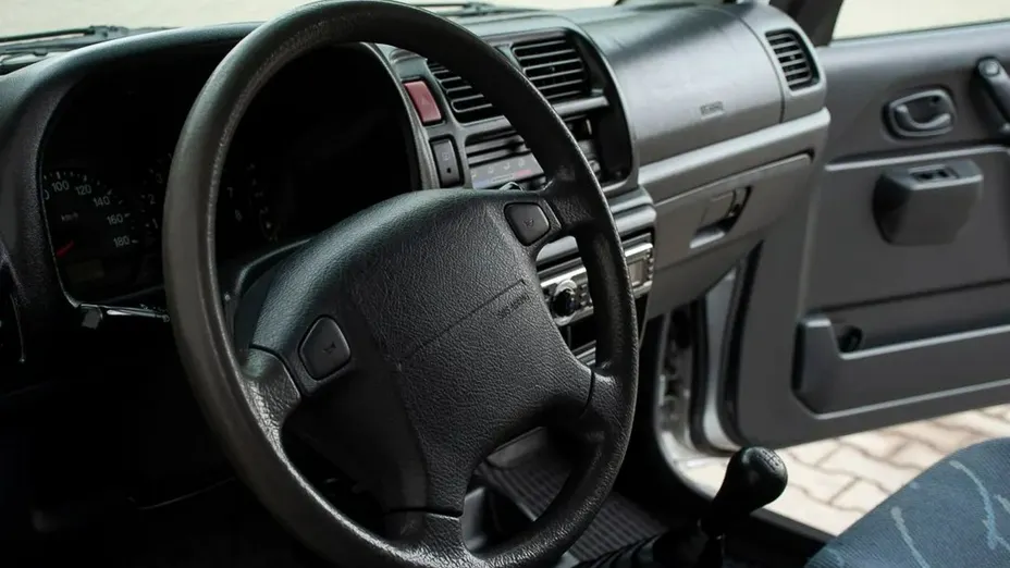 SUZUKI Jimny -