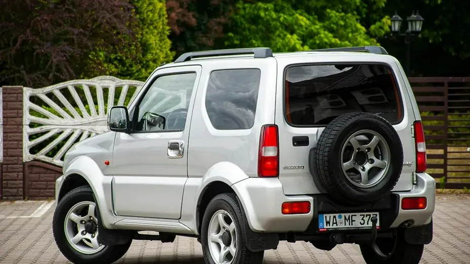 SUZUKI Jimny -