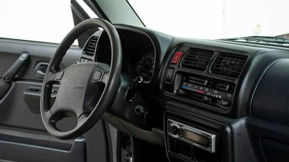 SUZUKI Jimny -