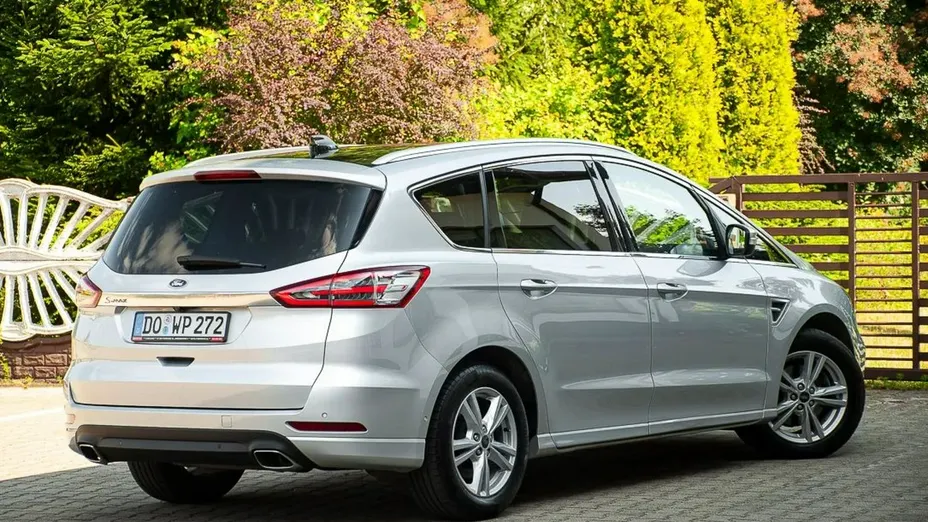 FORD S-MAX -