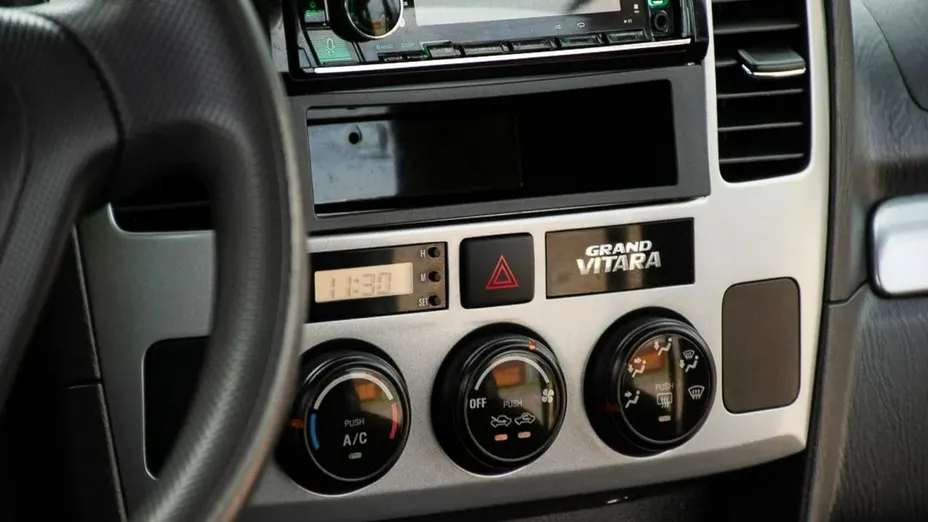 SUZUKI Grand Vitara -