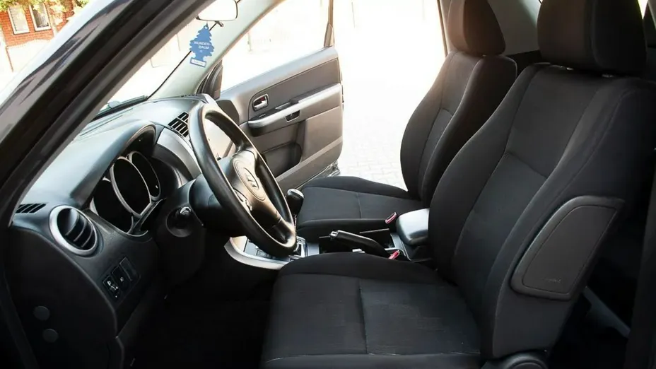 SUZUKI Grand Vitara -