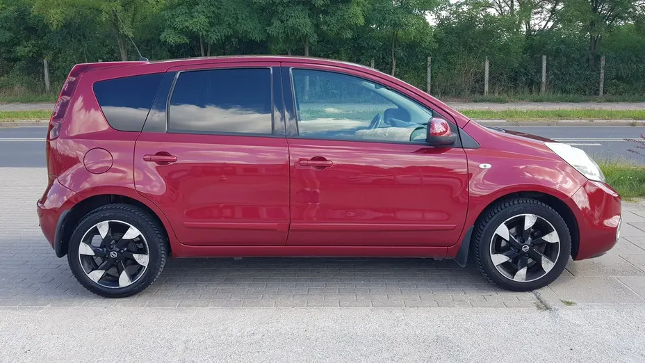 NISSAN Note -