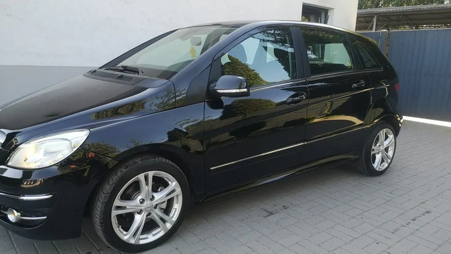 MERCEDES-BENZ B Klasa -