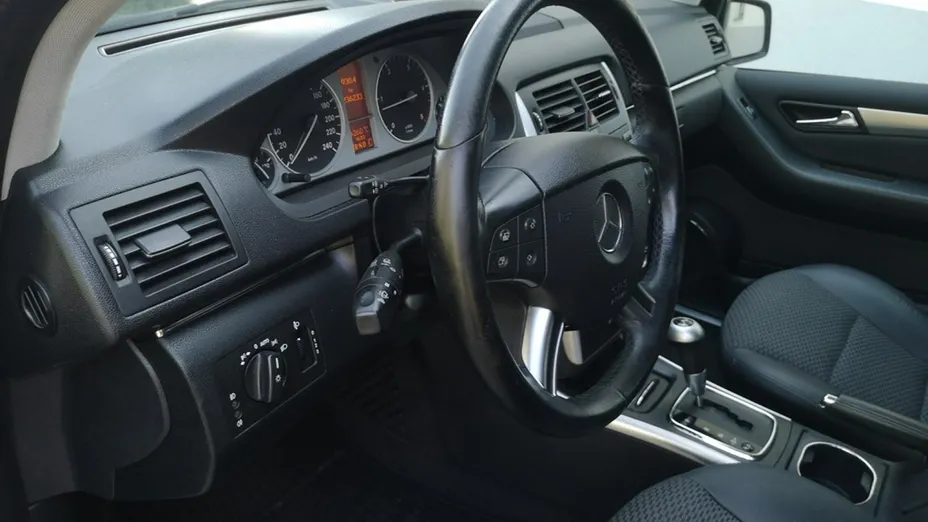 MERCEDES-BENZ B Klasa -