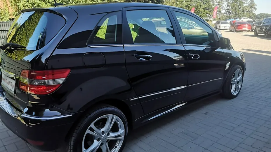 MERCEDES-BENZ B Klasa -