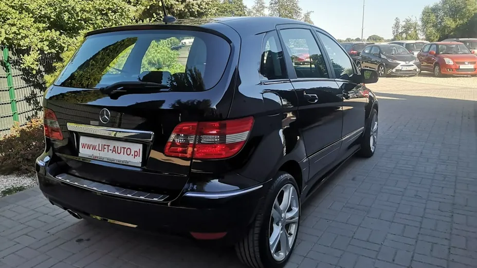 MERCEDES-BENZ B Klasa -