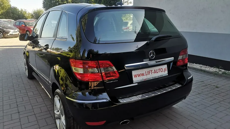 MERCEDES-BENZ B Klasa -
