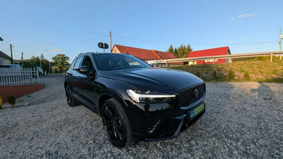 VOLVO XC60 -