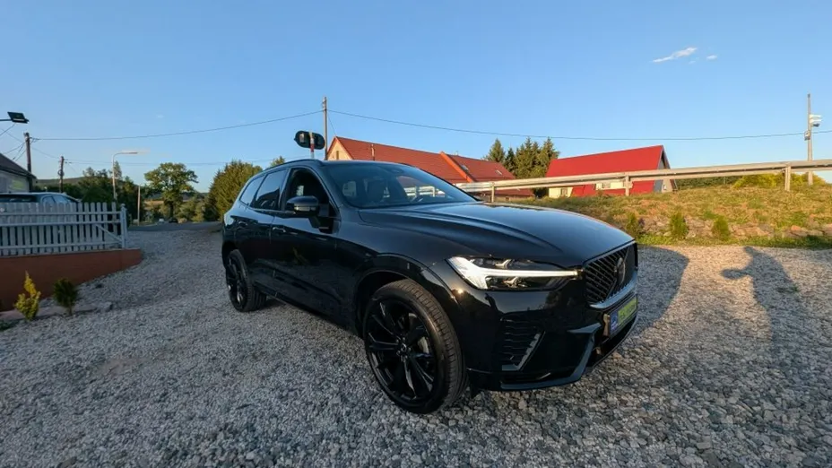 VOLVO XC60 -