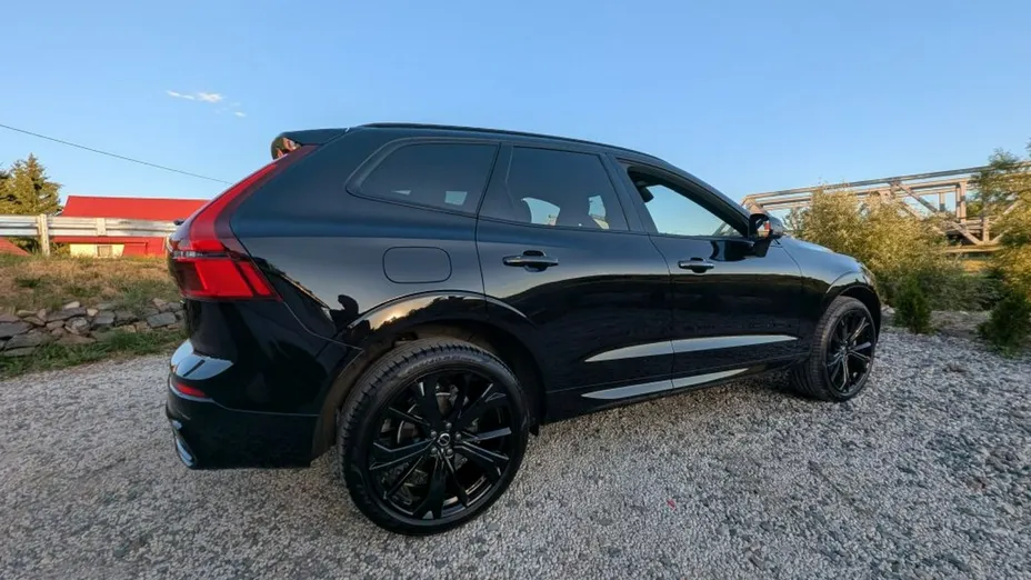 VOLVO XC60 -