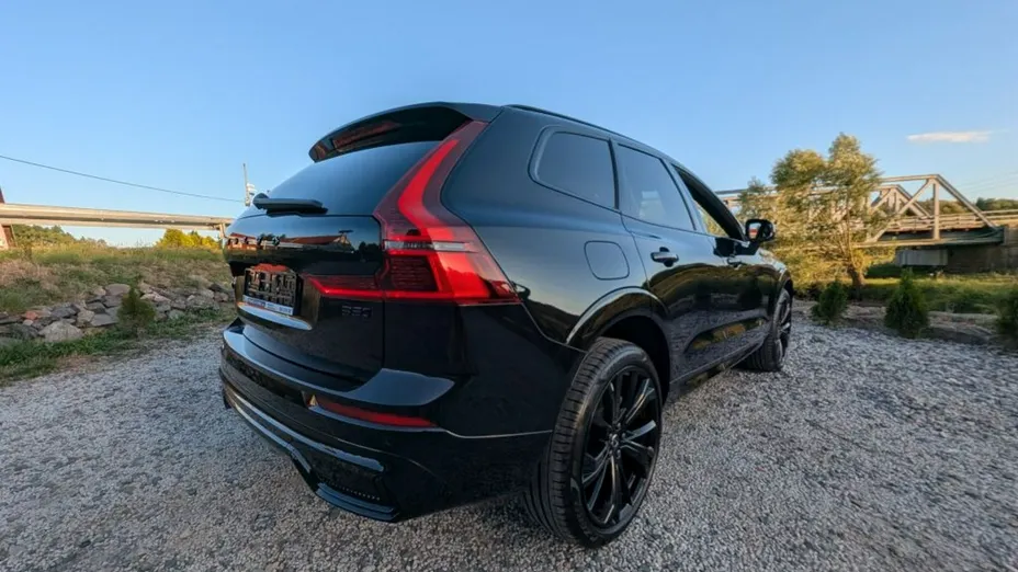 VOLVO XC60 -