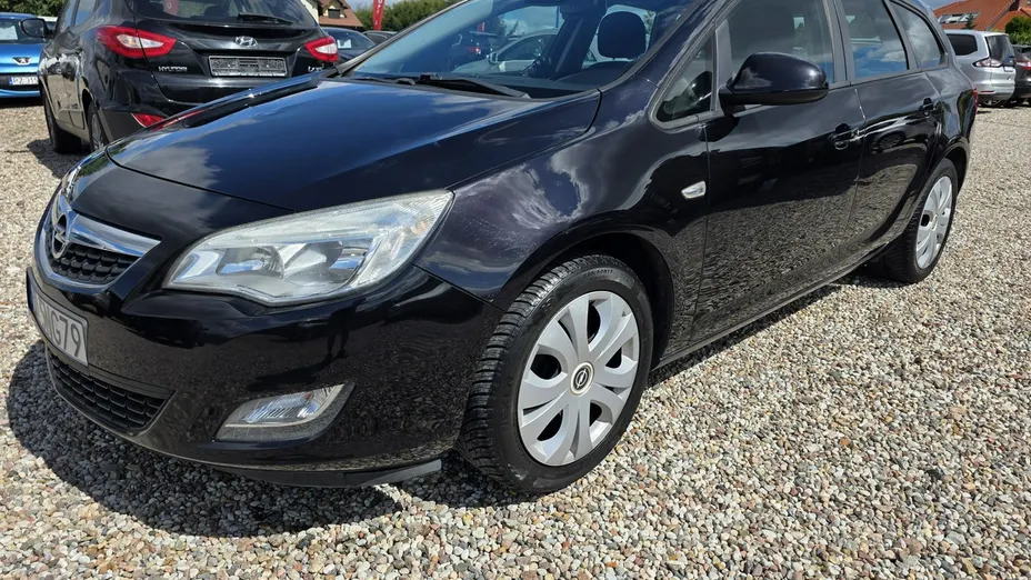 OPEL Astra -