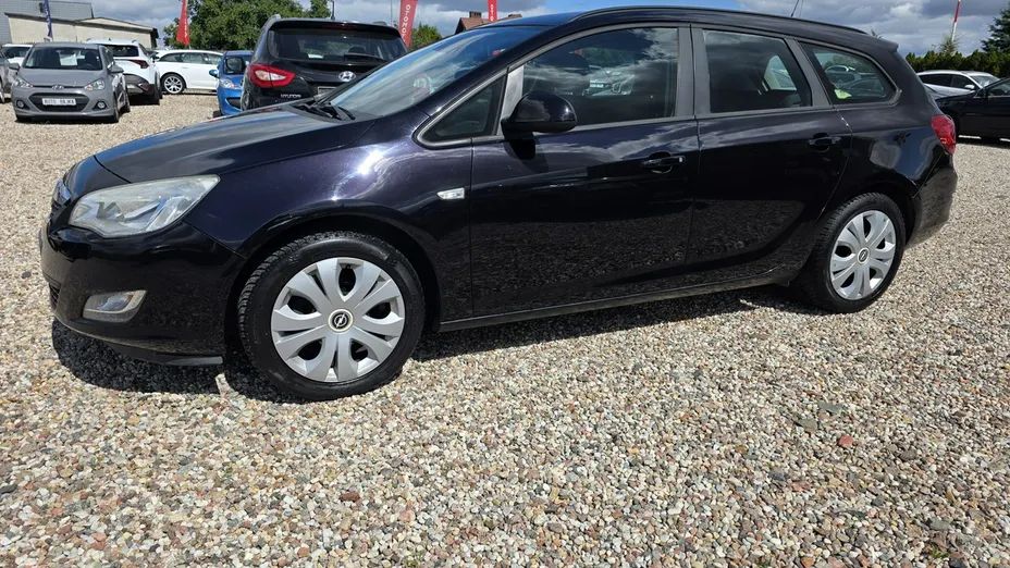 OPEL Astra -
