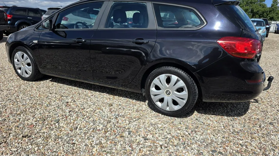 OPEL Astra -