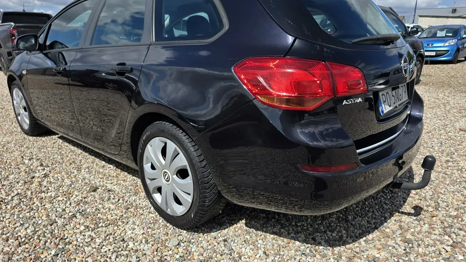 OPEL Astra -