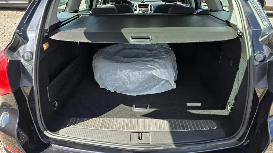 OPEL Astra -