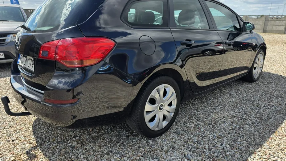 OPEL Astra -