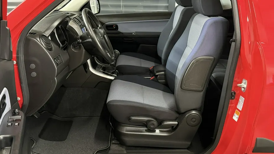 SUZUKI Grand Vitara -