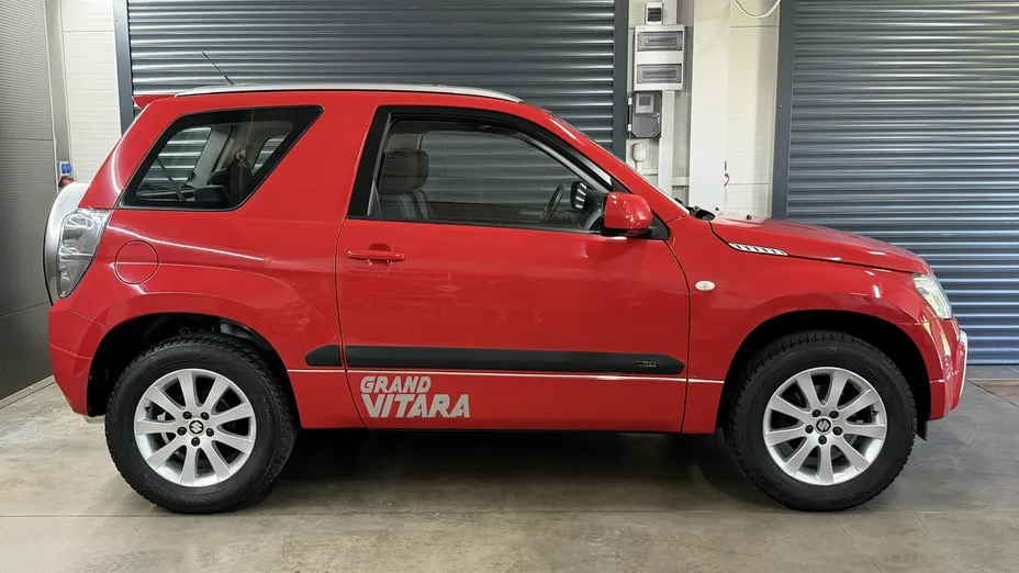 SUZUKI Grand Vitara -