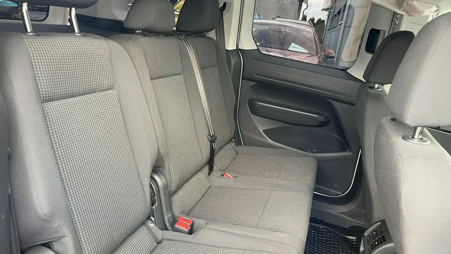 VOLKSWAGEN Caddy -