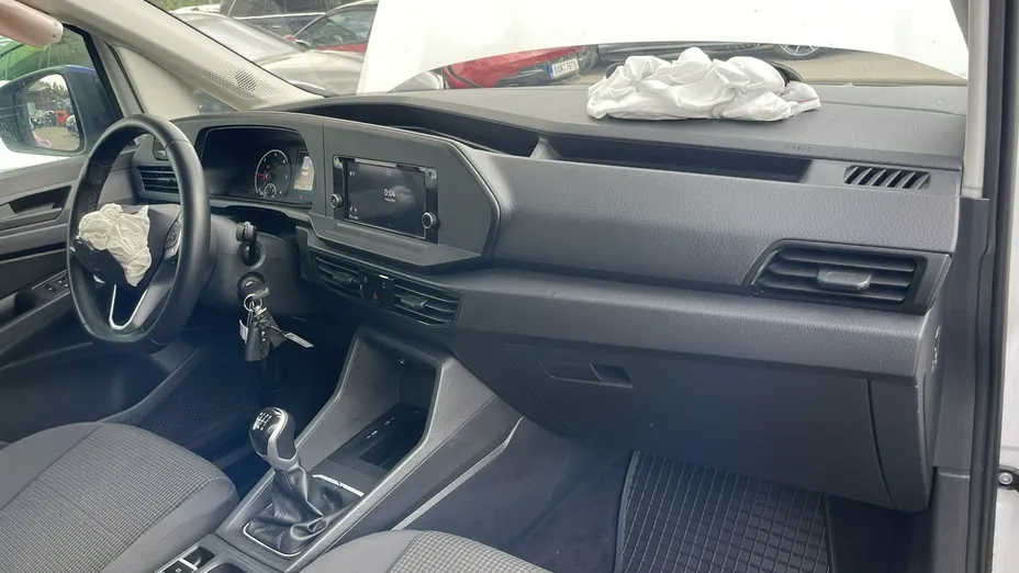 VOLKSWAGEN Caddy -