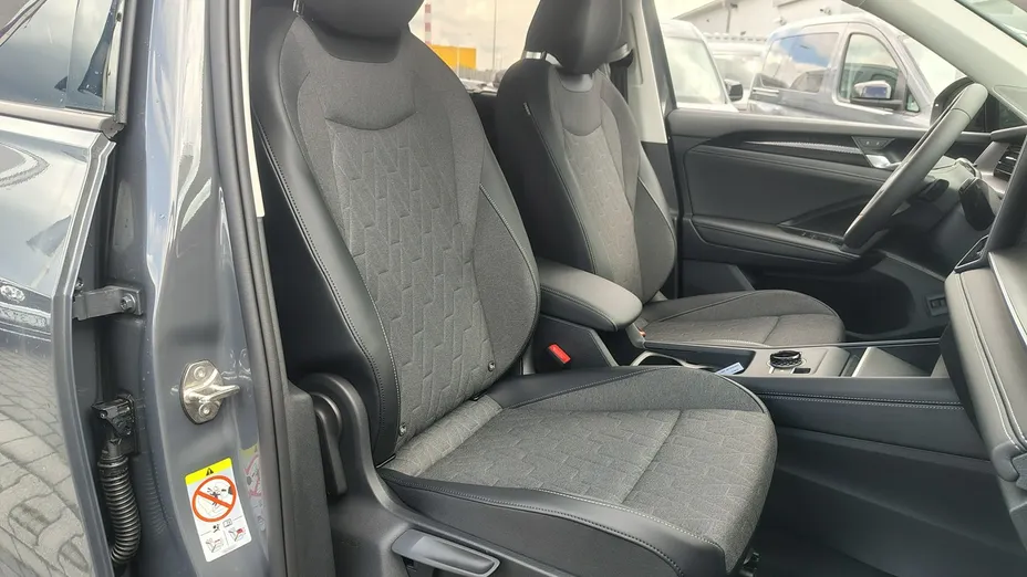 VOLKSWAGEN Tayron -