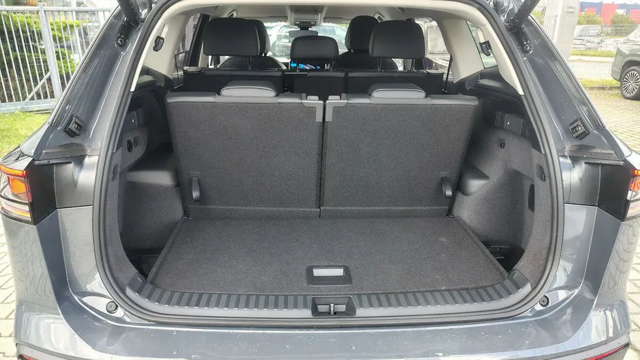 VOLKSWAGEN Tayron -