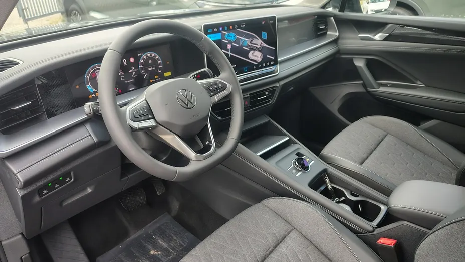 VOLKSWAGEN Tayron -