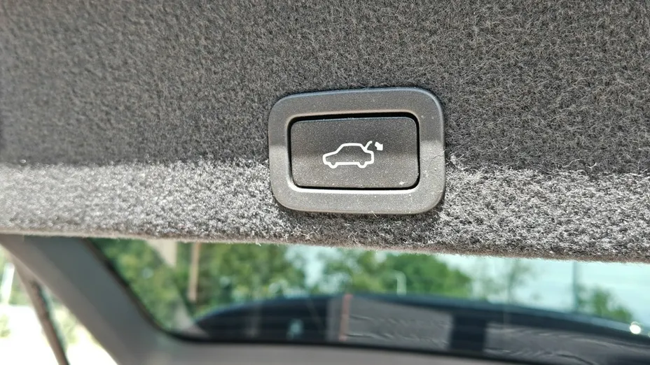 VOLVO XC60 -