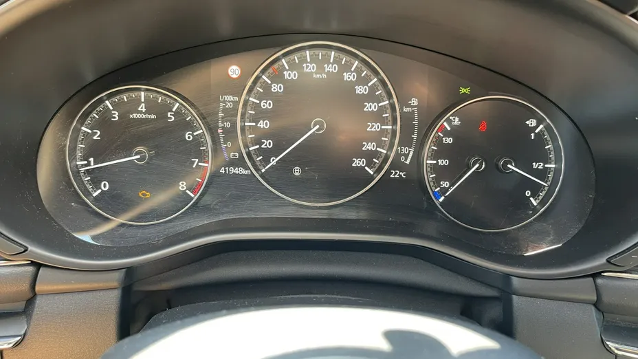 MAZDA 3 -