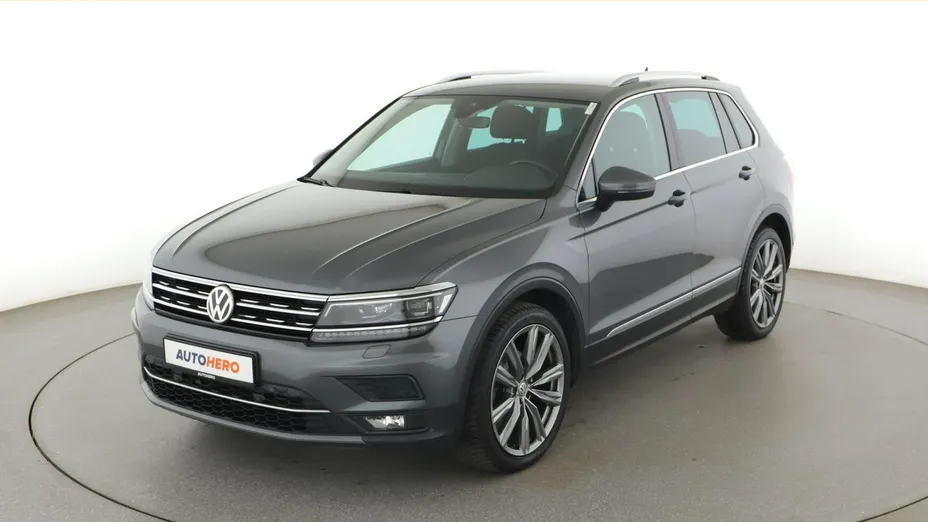 VOLKSWAGEN Tiguan -