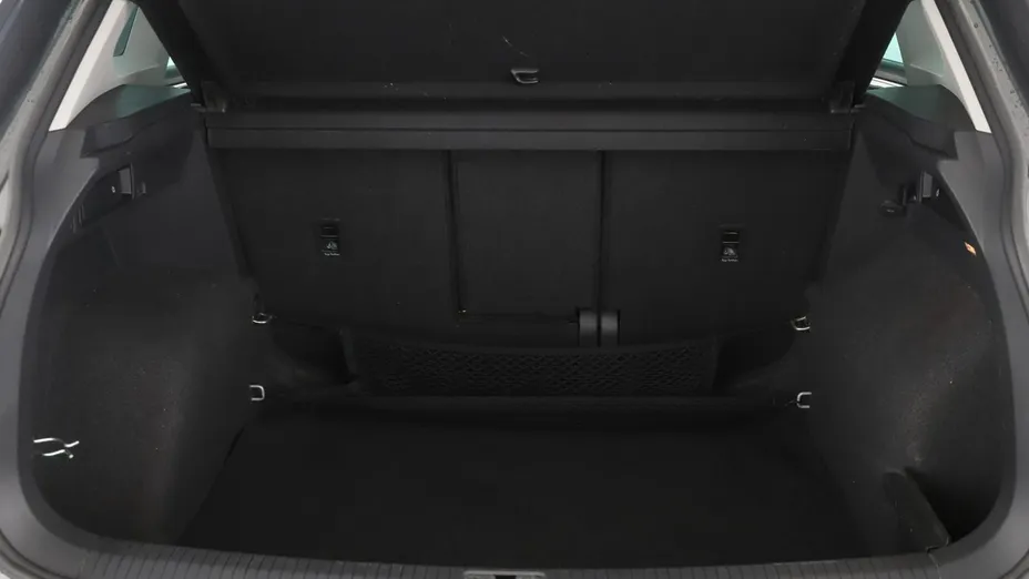 VOLKSWAGEN Tiguan -
