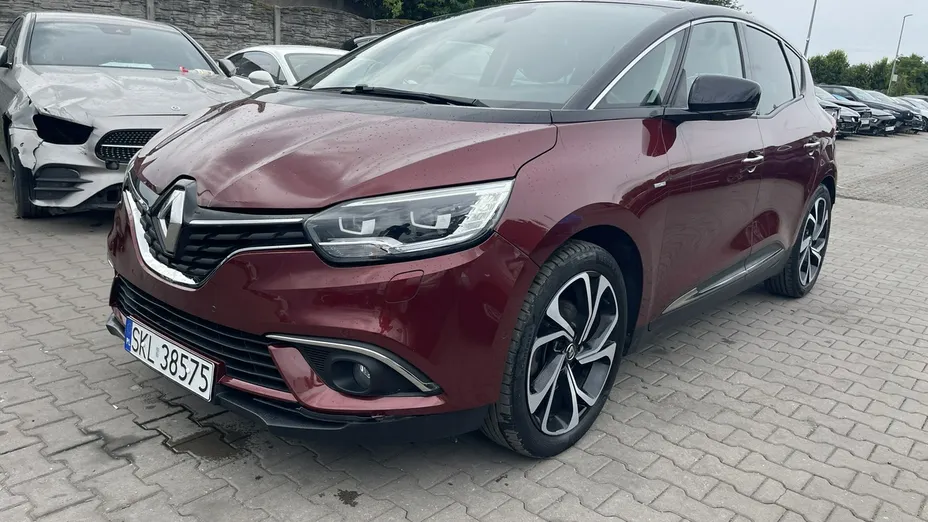 RENAULT Scenic -