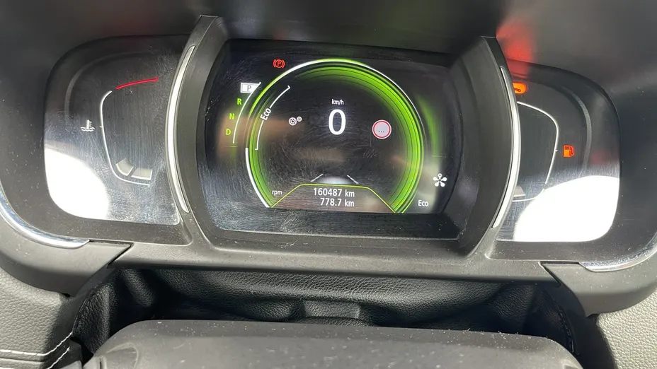 RENAULT Scenic -