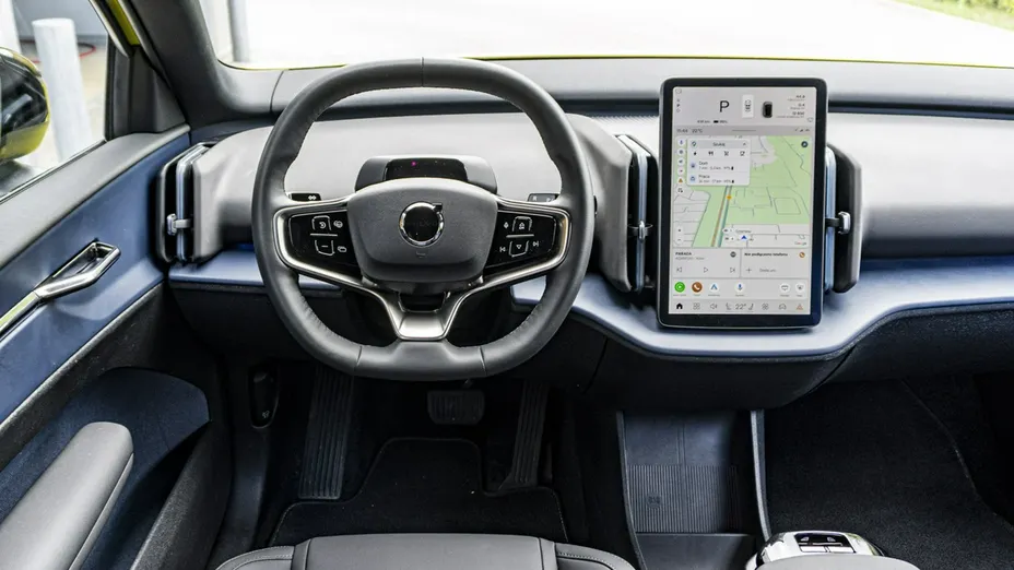 VOLVO EX30 -