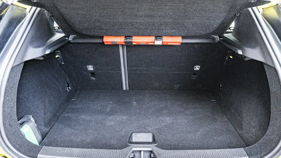 VOLVO EX30 -