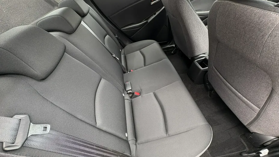 MAZDA 2 -