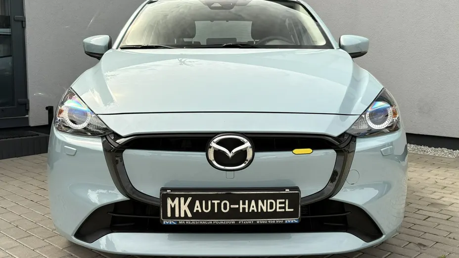 MAZDA 2 -